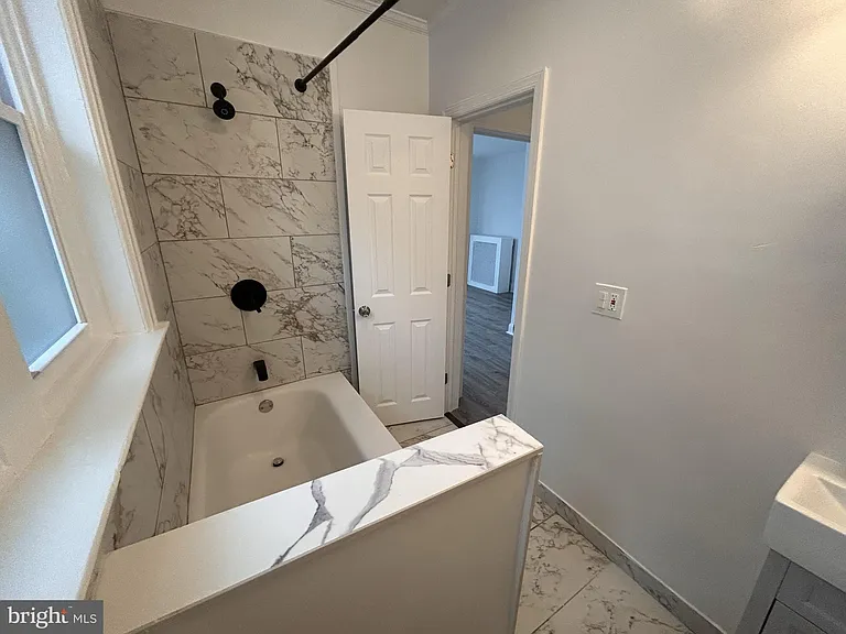 1067 S Clinton Ave #2 — Photo 9