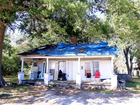 533 E 3rd St, Trenton, TN 38382