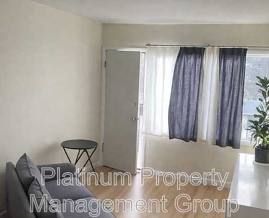 5th image of 1001 2nd Ave NW Unit 7