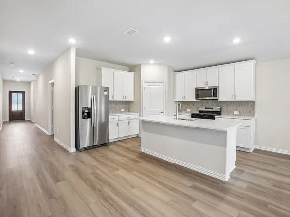 2601 Nicole Dr, Denton, TX 76208