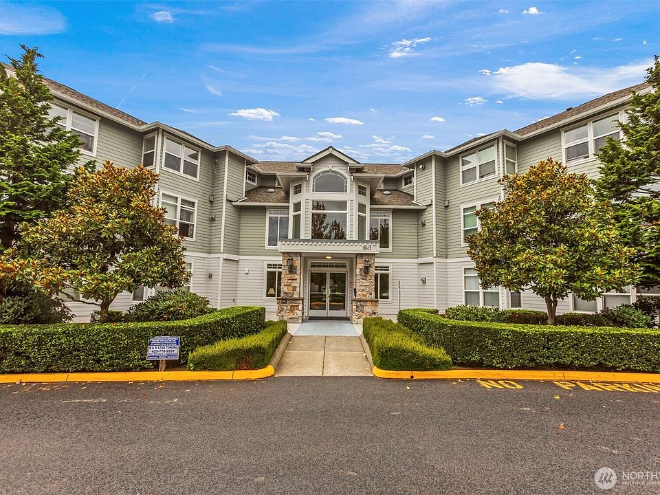 1st image of 19412 48th Avenue W #305