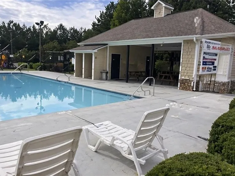 170 Millwheel Dr — Photo 5
