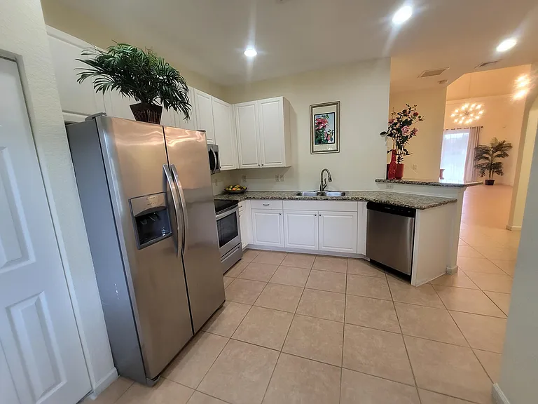 2582 Langrove Ln SW — Photo 4