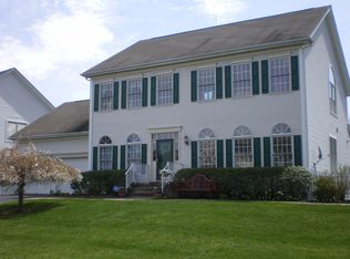 78 Chicory Ln, Pennington, NJ 08534