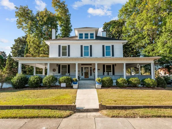 121 E. 2nd Street, 121 E 2nd St #102, Washington, NC 27889