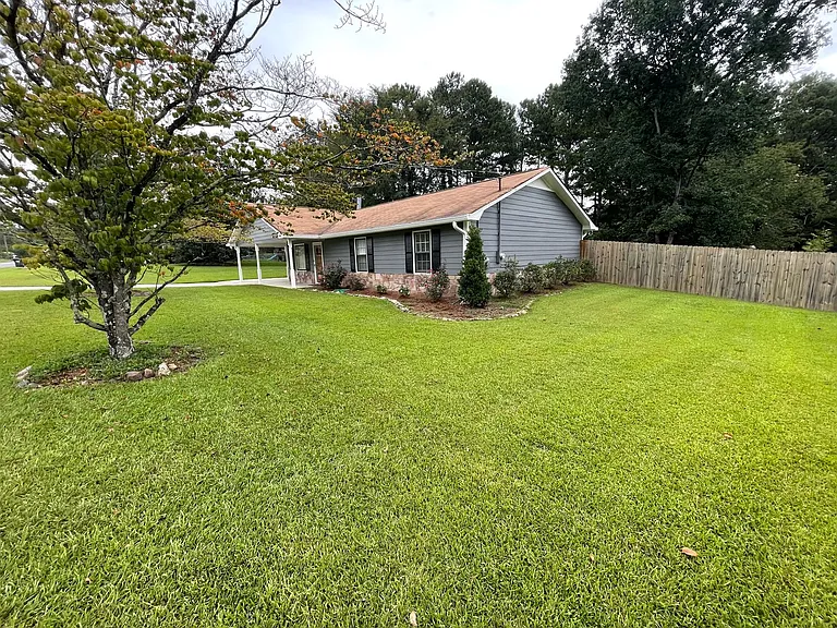 20 Southern Woods Dr NE — Photo 3