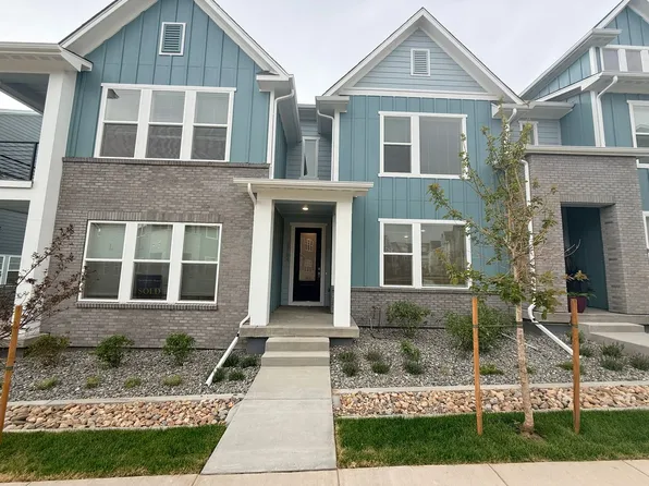 2764 Blue Iris Dr, Loveland, CO 80538