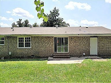 1st image of 3608 Parliament Ln