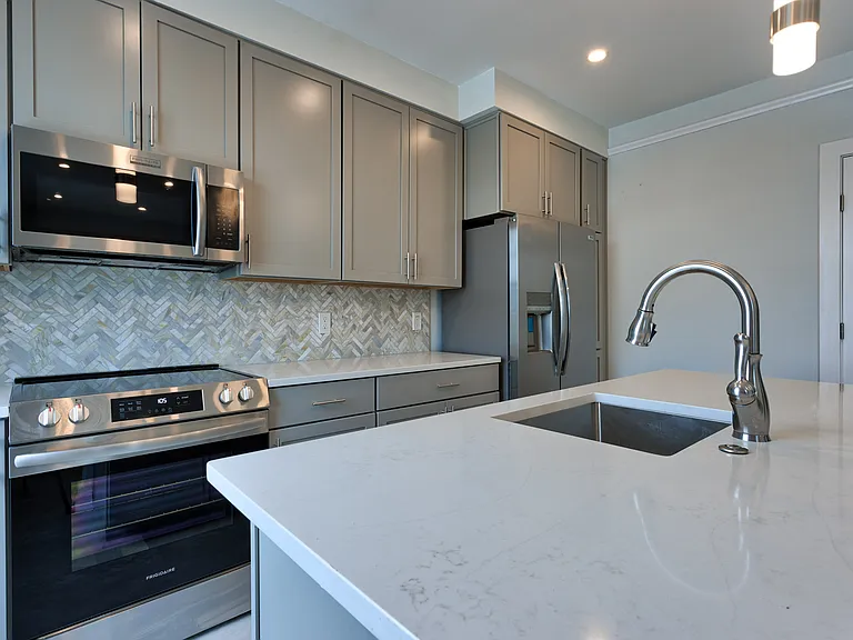 The Elliott Apartments — Photo 35