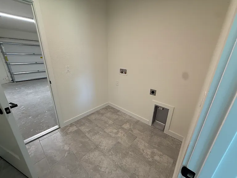 4807 Sabrina Ter — Photo 15