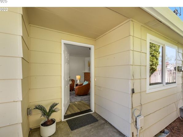 portland-oregon-53980958 picture