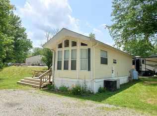 6985 Wilmington Rd, Oregonia, OH 45054