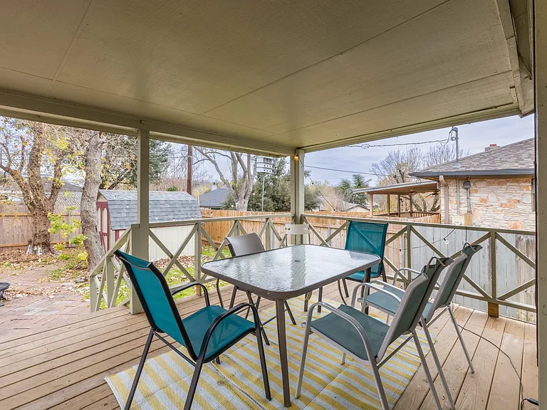 2202 Oxford Blvd — Photo 47