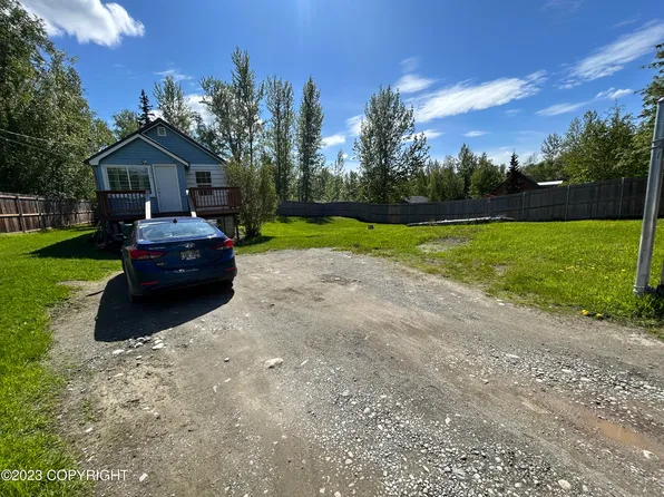 1379 N Williwaw Way, Wasilla, AK 99654