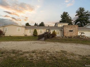 5150 Jackson Rd, Flint, MI 48506