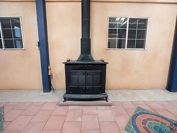 3rd image of 403 Leach Ave