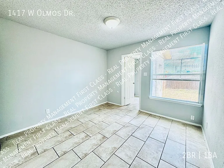 1417 W Olmos Dr — Photo 8