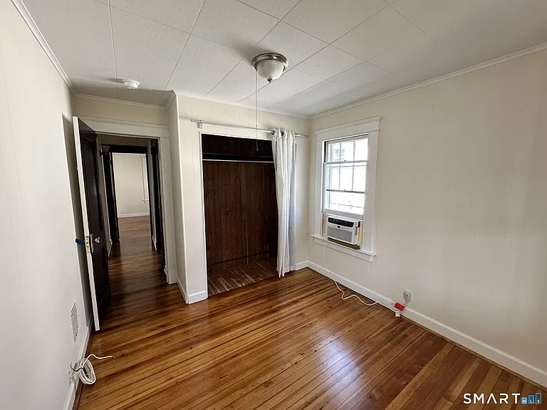 128 Grove Pl — Photo 15