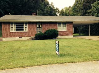 785 Hot Mix Rd, West Liberty, KY 41472