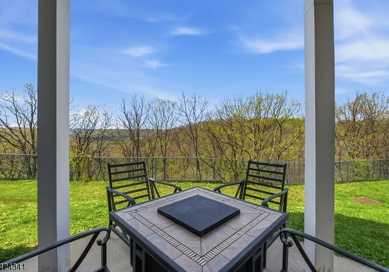 263 Winding Hill Dr — Photo 41