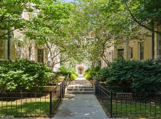538 W Brompton Ave APT 1W, Chicago, IL