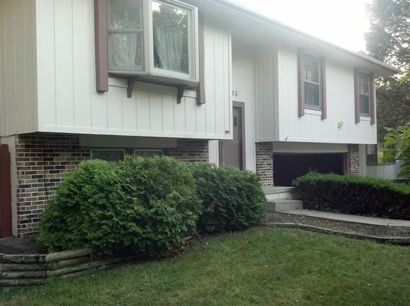5013 Red Rock Ave, Omaha, NE 68157