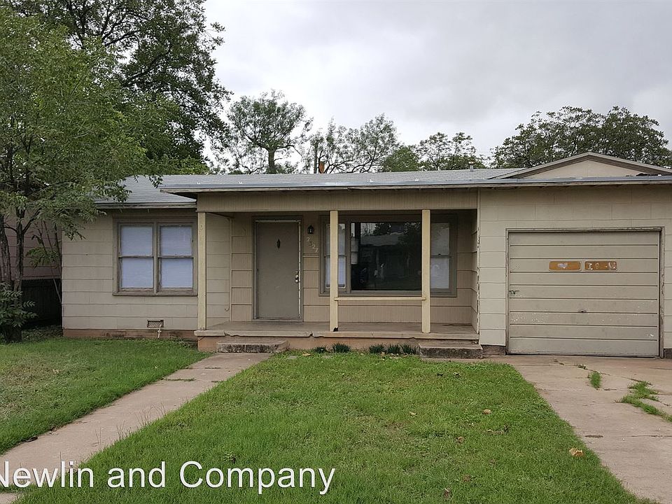 1st image of 2327 San Antonio St