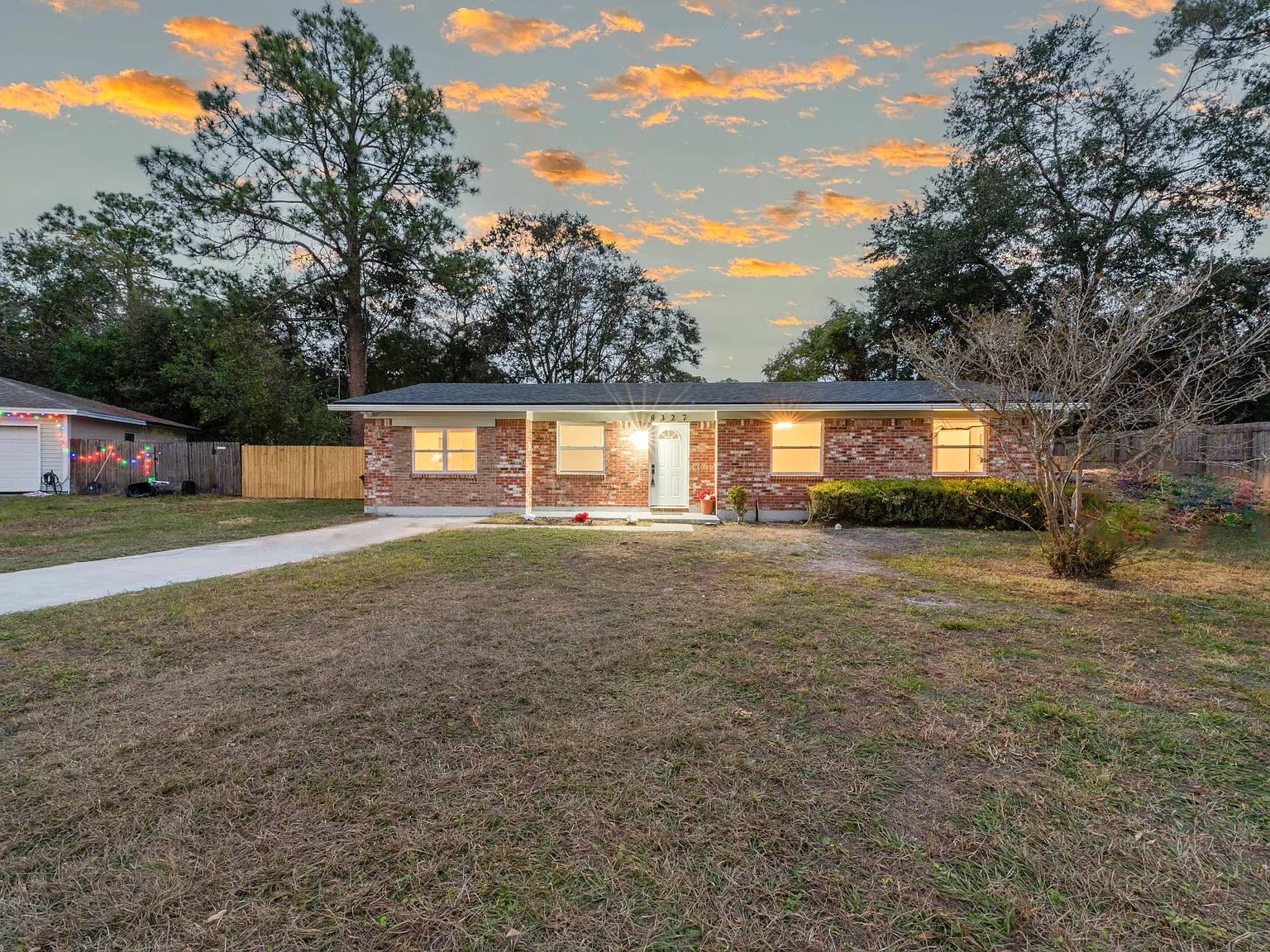 4 bed, 1426 sqft, $1,900 — Photo 3