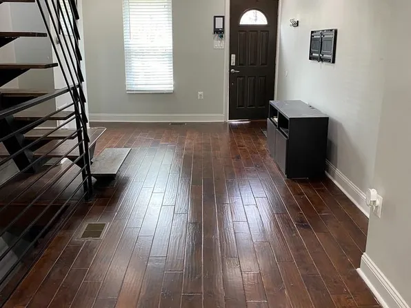 2313 Almond St, Philadelphia, PA 19125