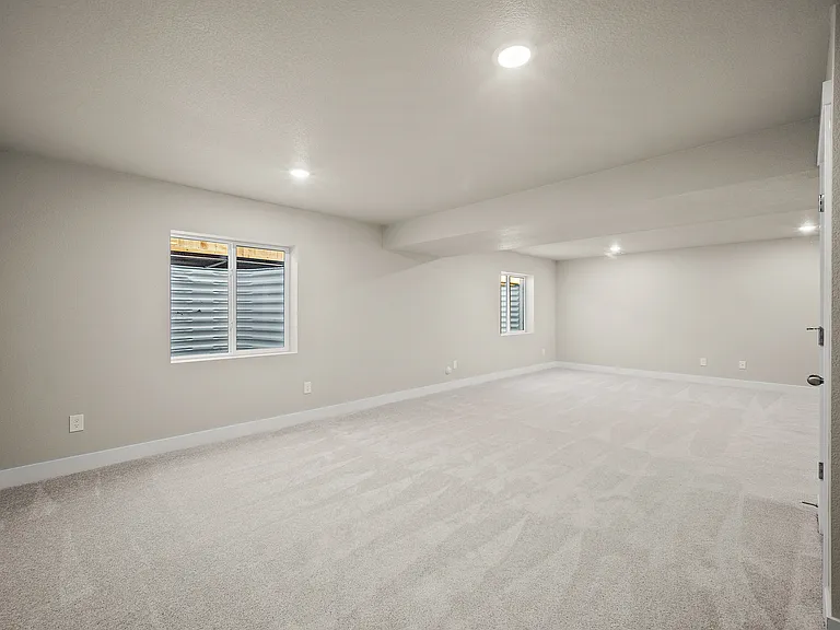 7991 Goldenray Pl — Photo 40