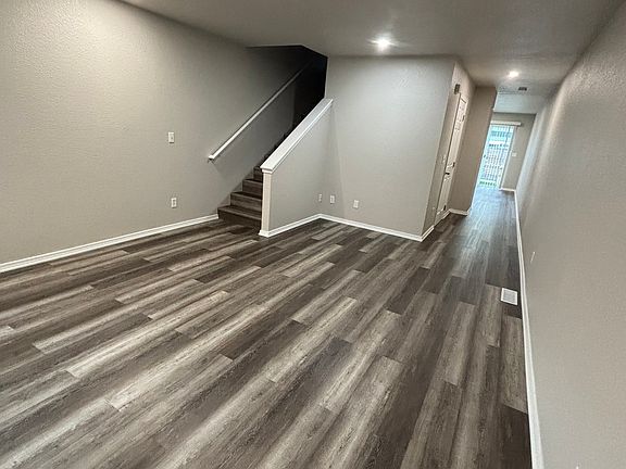 2nd image of 810 SE 9th St #810