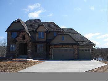 2nd image of 3281 Norcrest Ave N