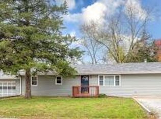 132 Rose St, Hollister, MO 65672