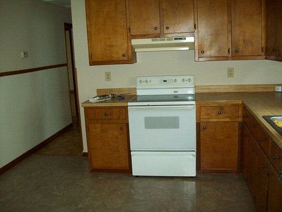 4th image of 4125 Stillwood Cir