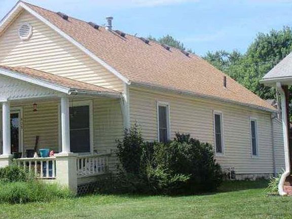 3rd image of 408 E Shawnee St