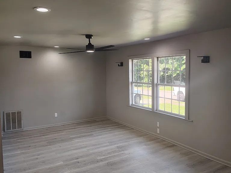 6317 N Denver Ave — Photo 16