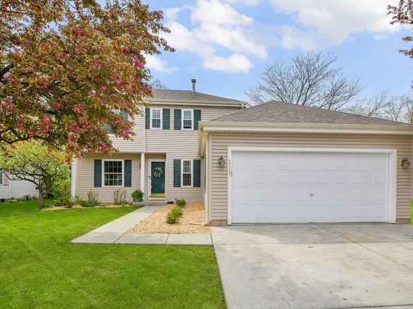 125 Jefferson Ln, Streamwood, IL 60107