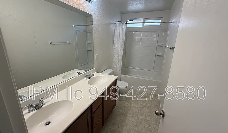 330 Bulluno Dr — Photo 16
