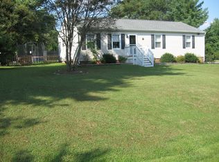 8008 Valencia Rd, Chesterfield, VA 23832