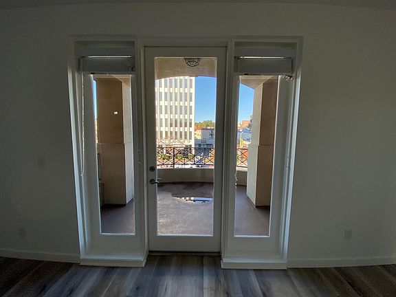 5th image of 11670 San Vicente Blvd APT 203