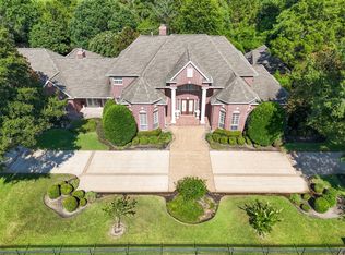 22222 Holly Creek Trl, Tomball, TX 77377