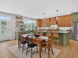 38 Darling Dr, Selwyn, ON K0L 2W0