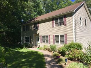 16 Nutley Ave, Highland Lakes, NJ 07422