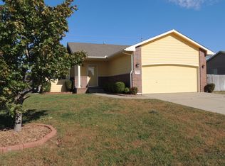 344 E Wells Ct, Mulvane, KS 67110