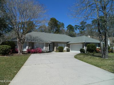 56115 Diamondhead Dr E, Diamondhead, MS, 39525