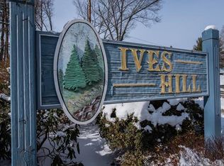 49 Ives Hill Ct, Cheshire, CT 06410