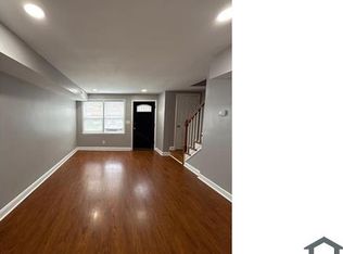 344 Leeanne Rd, Essex, MD 21221