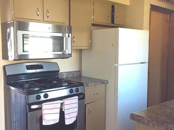 3rd image of 15151 Coleman Ave