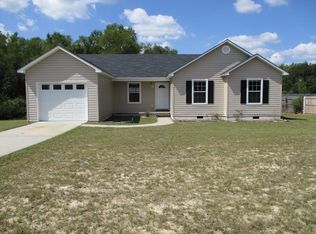 71 Riverbend Ln, Tifton, GA 31793