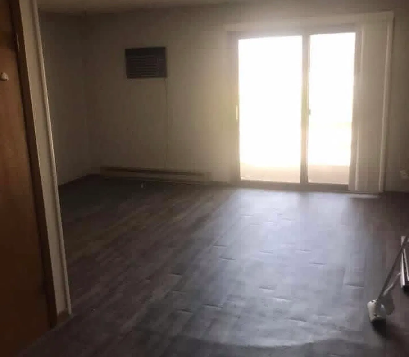 2 bed, 900 sqft, $875 — Photo 2